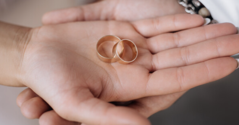 Україна запустила перші у світі онлайн-шлюби через 