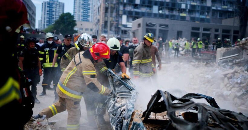 Наші посольства по світу працюють над залученням допомоги у відновленні 