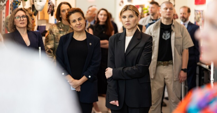 Зеленська відвідала військово-медичний центр у США