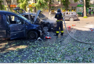 Двоє загиблих і близько 20 поранених внаслідок російського удару по Сумах