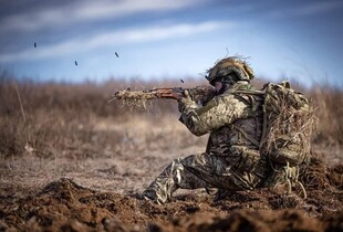 Мінус 7710 окупантів та 2269 одиниць озброєння та військової техніки росіян: втрати рф за тиждень
