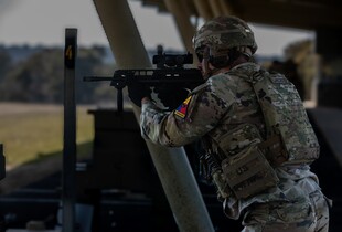 Зеленський прокоментував заяву Туска про розміщення контингенту США в Україні