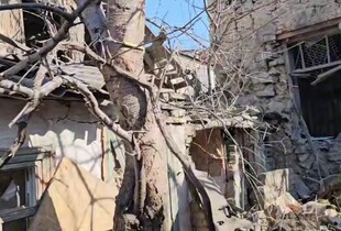 Росіяни обстріляли середмістя Херсона: постраждали троє дітей