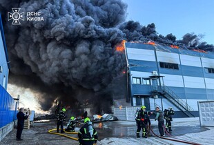 На Київщині спалахнула масштабна пожежа: в КМДА попередили про можливе задимлення