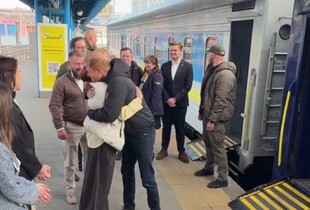 Британський принц Гаррі знову приїхав в Україну (відео)