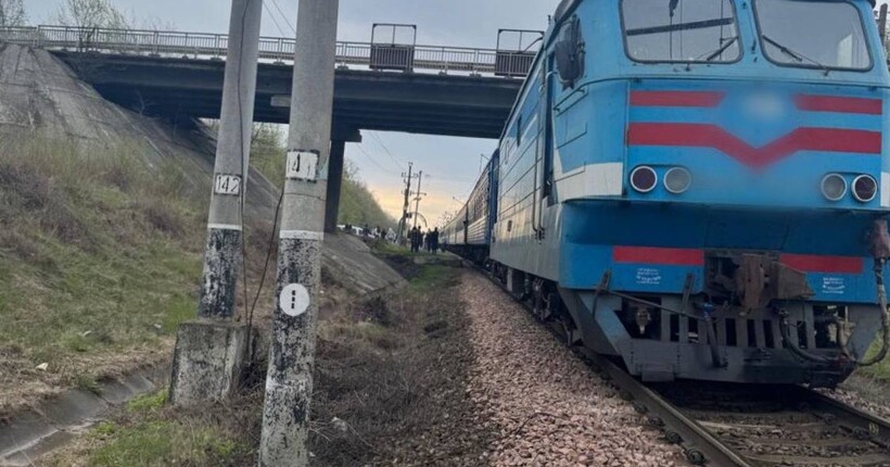 На Київщині поїзд на смерть збив чоловіка: деталі
