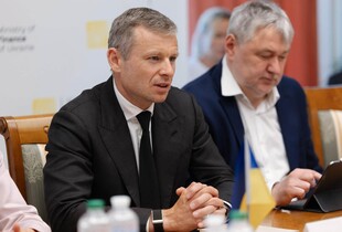 Очільник Мінфіну пояснив, чому оподаткування малих міжнародних посилок важливе для України