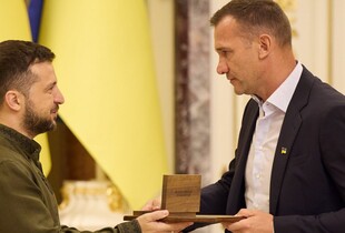Зеленський привітав Андрія Шевченка з 50-річчям: 