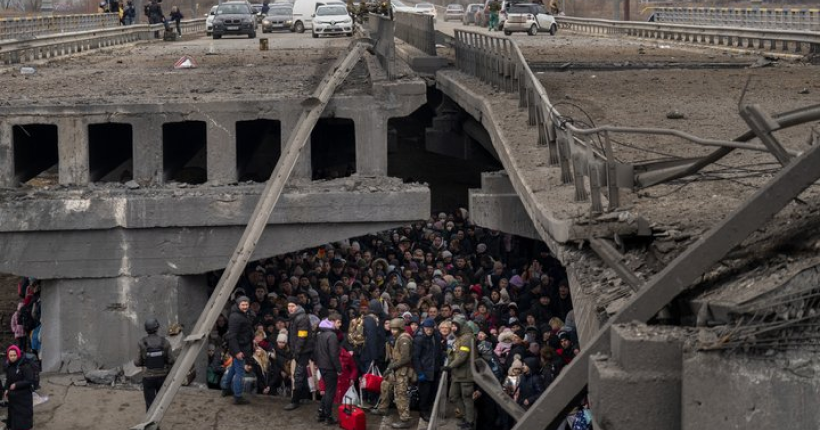 В Ірпені відкрили новий міст замість підірваного на початку війни, старий стане меморіалом